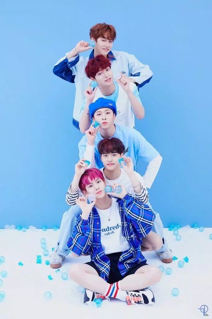 Nhóm nhạc nam MCND (Ảnh: Internet)