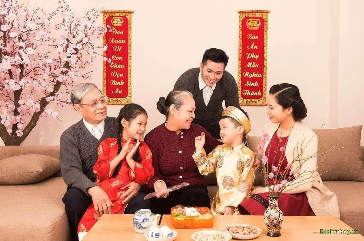 Đây còn là dịp tri ân, bày tỏ lòng hiếu thảo đối với ông bà, cha mẹ (ảnh: internet)