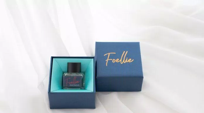 Nước hoa vùng kín Foellie Eau de Vogue (chai màu xanh) (Ảnh Internet)