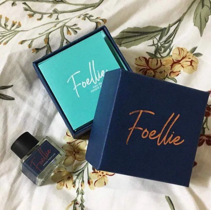 Review nước hoa vùng kín Foellie: giúp cô bé thơm tho, thoáng mát cho ngày dài năng động Cách phân biệt nước hoa vùng kín Foellie chính hãng Cách phân biệt nước hoa vùng kín Foellie thật và giả dầu argan Dầu hoa anh thảo dầu lá Camellia Oleifera Evening Primrose Oil HiddenTag hiệu quả làm đẹp nước hoa Nước hoa vùng kín nước hoa vùng kín Foellie Nước hoa vùng kín Foellie Cherry Blossom Nước hoa vùng kín Foellie có những loại nào Nước hoa vùng kín Foellie có những màu nào Nước hoa vùng kín Foellie Eau De Fleur Inner Perfume Nước hoa vùng kín Foellie Eau de Foret Nước hoa vùng kín Foellie Eau de Innerb đỏ Nước hoa vùng kín Foellie Eau de Innerb trắng Nước hoa vùng kín Foellie Eau de Miel XO Nước hoa vùng kín Foellie Eau de Vogue Nước hoa vùng kín Foellie màu bạc Nước hoa vùng kín Foellie màu nào thơm nhất perfume review review mỹ phẩm review nước hoa Review nước hoa vùng kín Foellie sản phẩm vùng kín