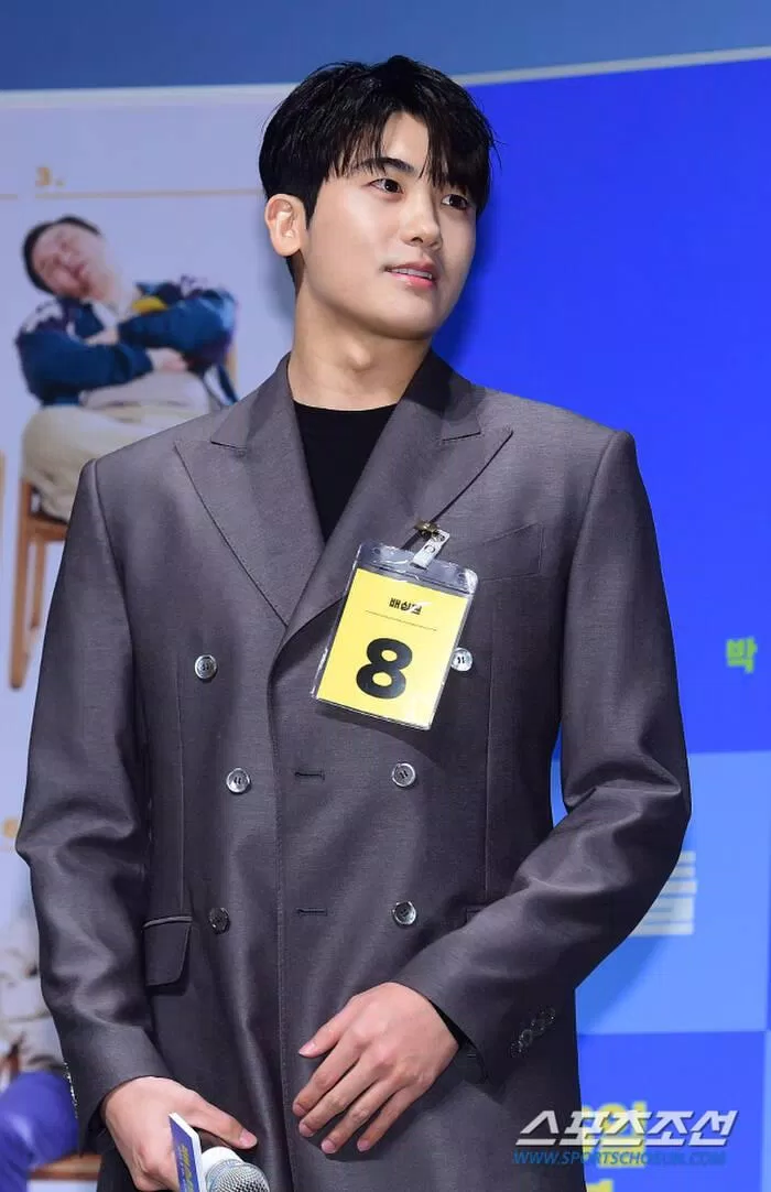 Dù hiện tại thành công, anh chàng từng rơi vào trầm cảm thời thực tập sinh