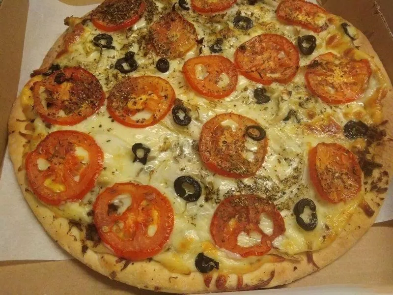 Quán chay Cát Tường còn nổi tiếng với pizza chay (Nguồn: Internet)