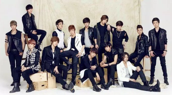 Ngày 26/05/2015, Pledis chính thức cho ra mắt nhóm nhạc SEVENTEEN với đội hình 13 thành viên (Ảnh: Internet)