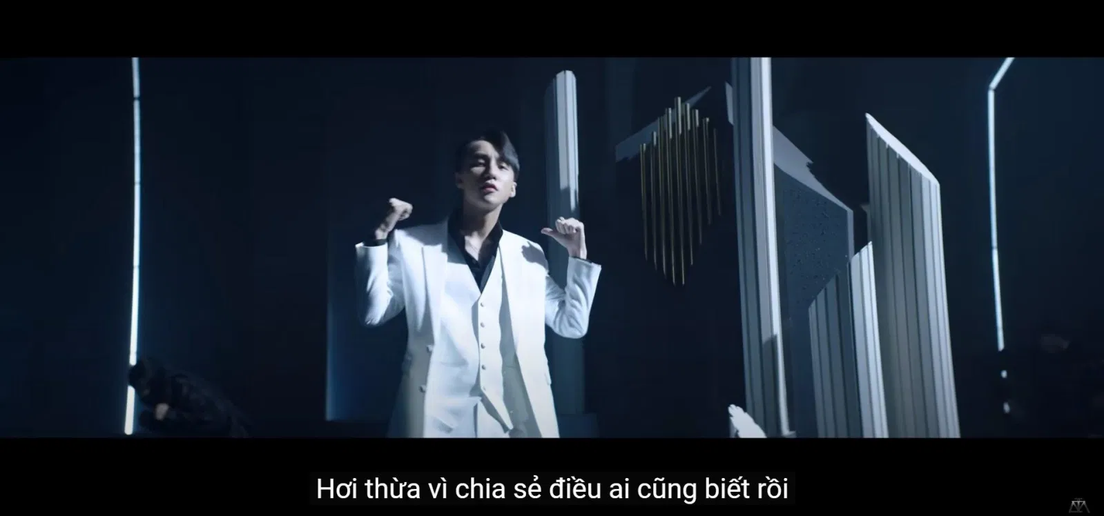 Hình ảnh Sơn Tùng bắn rap trong MV mới Hình ảnh Sơn Tùng bắn rap trong MV mới