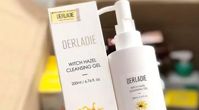 Sữa rửa mặt chiết xuất cây phỉ Derladie Witch Hazel Cleansing Gel là sự lựa chọn tuyệt vời cho da dầu, dầu mụn (ảnh: internet)
