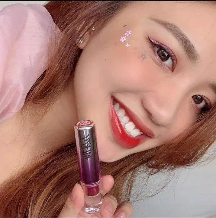 Nhẹ nhàng với makeup look blink blink(Nguồn: Internet) Nhẹ nhàng với makeup look blink blink(Nguồn: Internet)