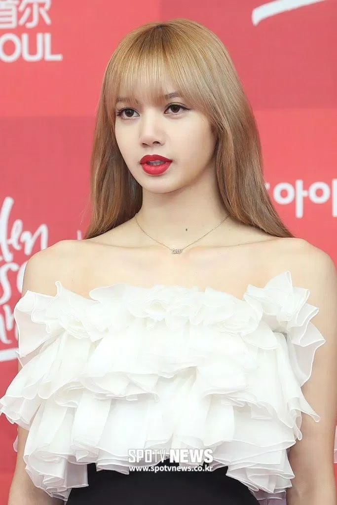 Lisa (BLACKPINK) (Nguồn: Internet)