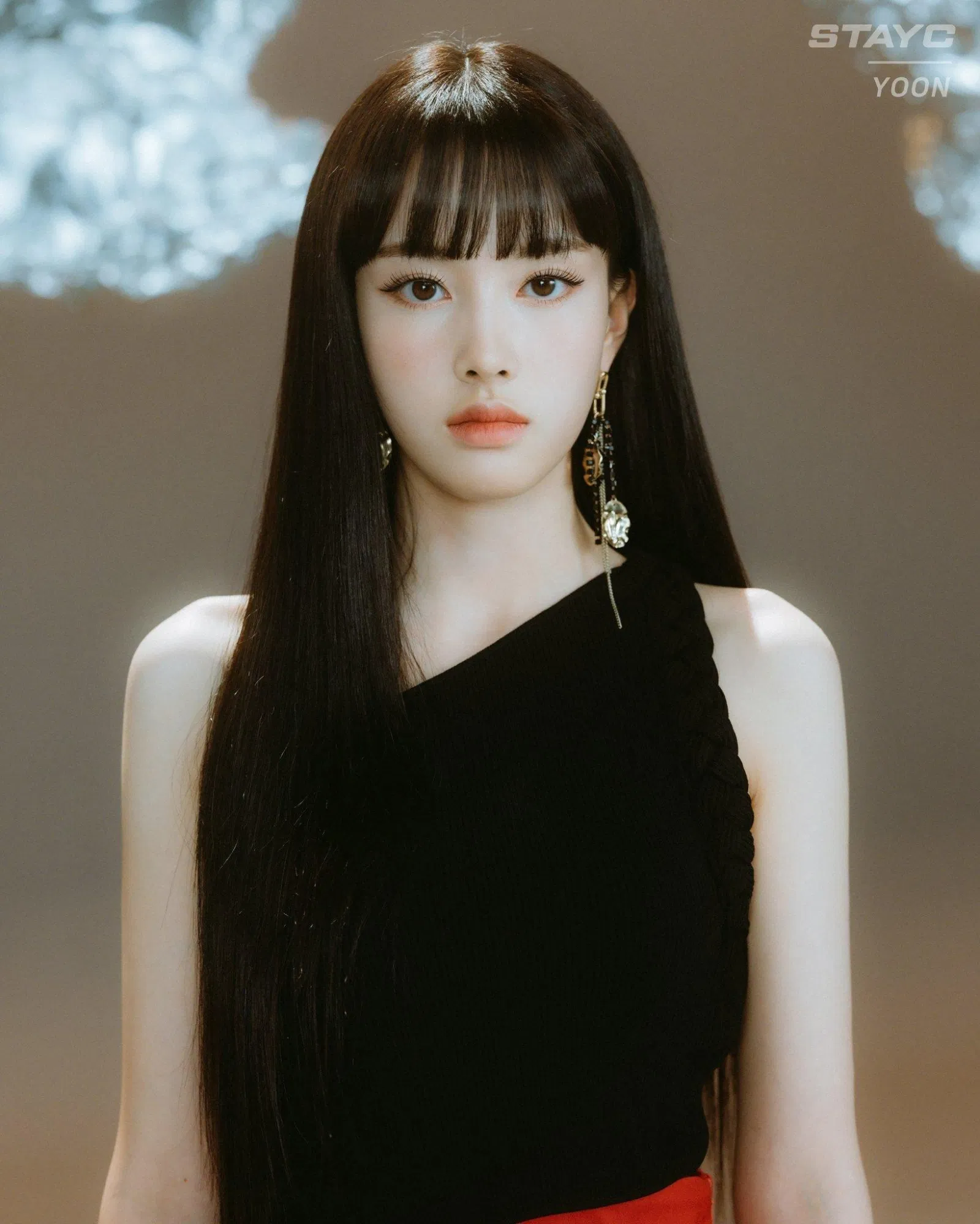 Tóc mái "bất di bất dịch" của Yoon (Nguồn: Internet)