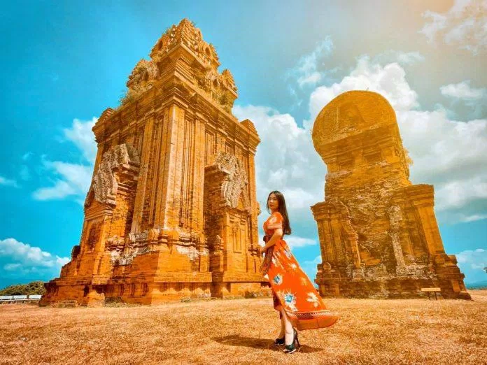 Ảnh check-in cực đẹp của du khách tại Tháp Đôi (ảnh: internet)