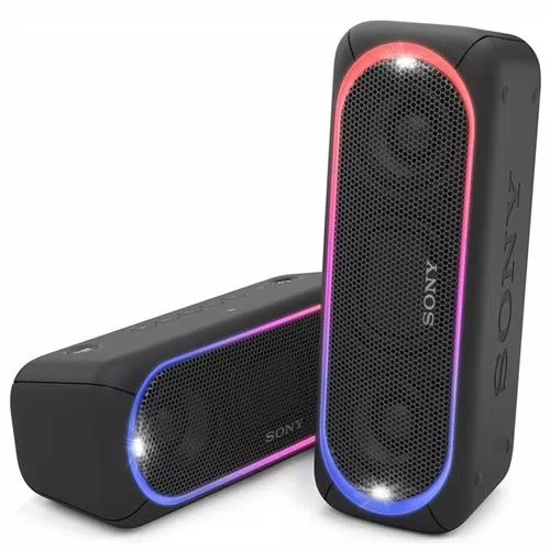 Một chiếc loa Bluetooth giúp cả hai nghe nhạc thư giãn sau mỗi ngày làm việc mệt mỏi chính là sự lựa chọn không tồi. (Nguồn: Internet)