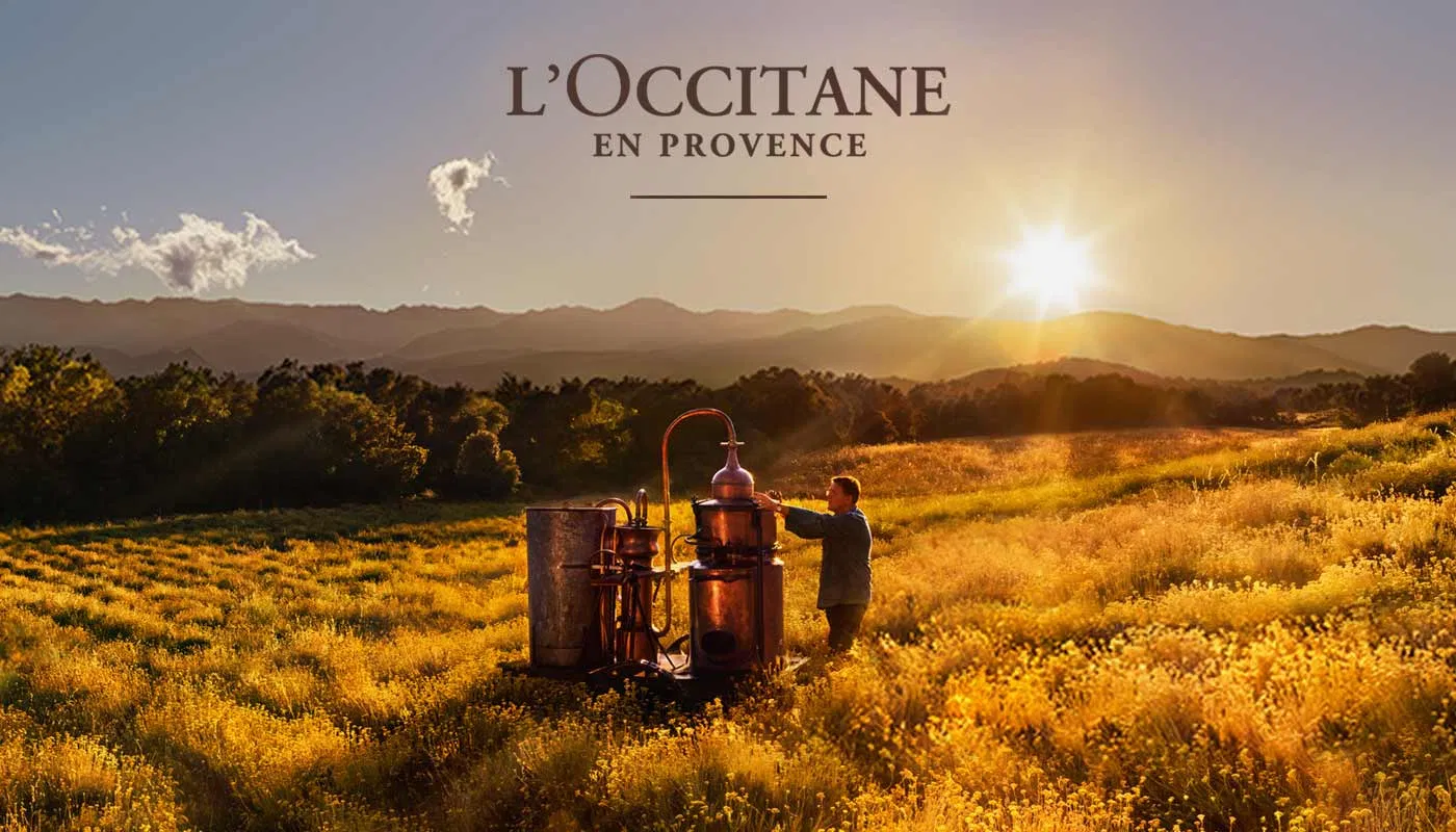 L'Occitane là thương hiệu mỹ phẩm của Pháp ra đời vào năm 1976. (nguồn: internet) Thương hiệu mỹ phẩm LOccitane - bí quyết dưỡng da thiên nhiên của phụ nữ Pháp các hãng mỹ phẩm thiên nhiên Loccitane my pham loccitane mỹ phẩm thiên nhiên của pháp thuong hieu my pham loccitane
