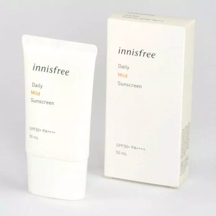 Kem chống nắng hóa học Innisfree Daily Mild Sunscreen có chiết xuất từ thiên nhiên, cấp ẩm cho da mềm mịn (Nguồn: Internet)