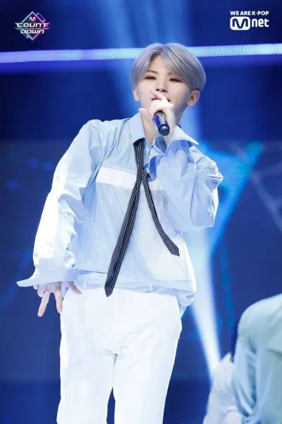 Đa số các bài hát của SVT là do anh sáng tác (Nguồn: mnet.com)