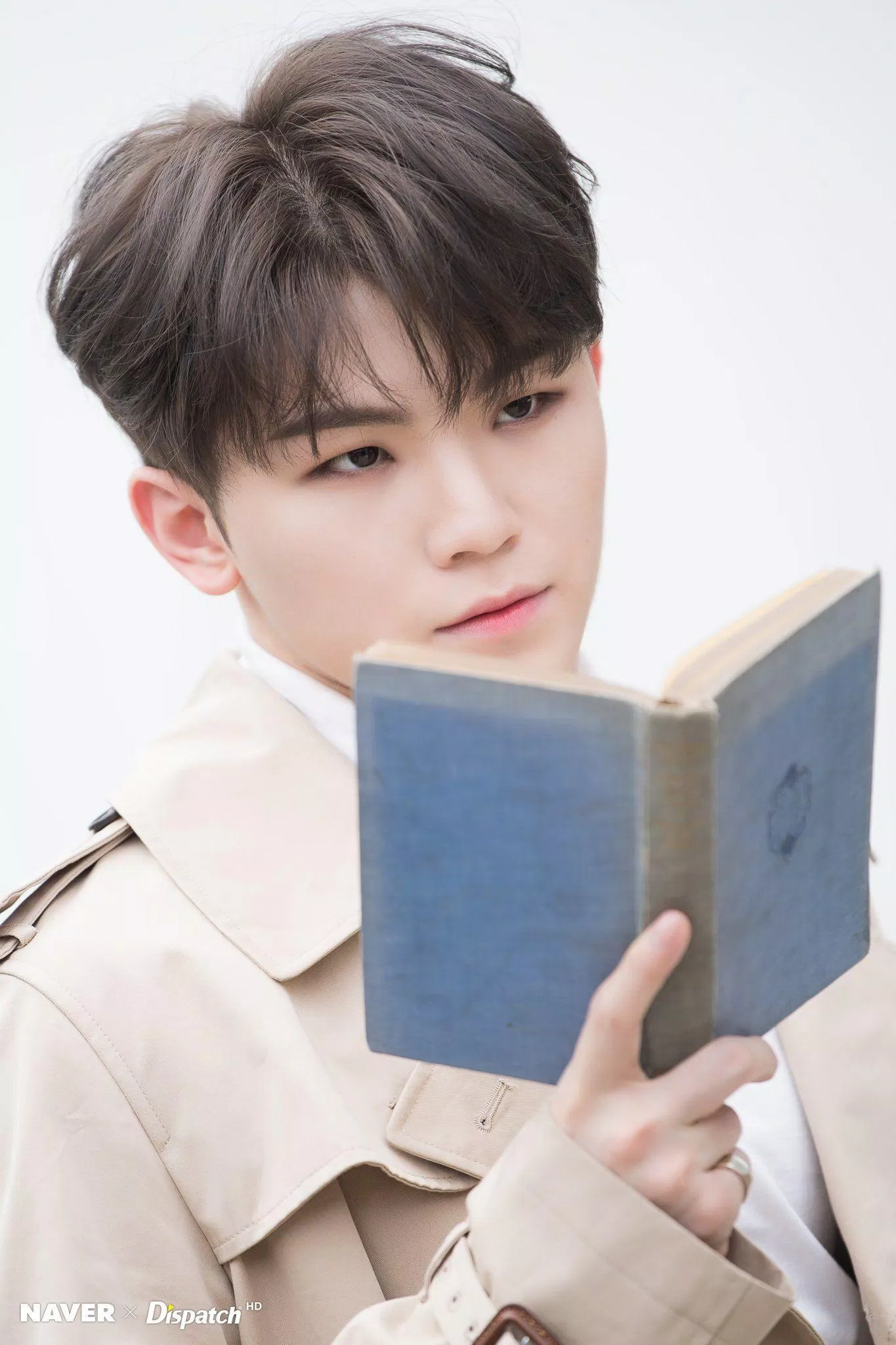 Thông tin cơ bản, Woozi profile (Nguồn: Dispatch)