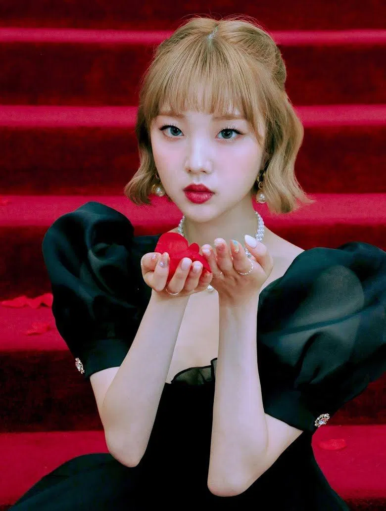 Yeojin (LOONA) chính thức trở thành người lớn vào năm 2021. (Nguồn: Internet)