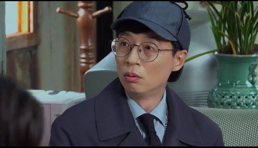 Yoo Jae Suk cũng bất ngờ về cái tát của Ji Hyo . ( Ảnh : Internet). Yoo Jae Suk cũng bất ngờ về cái tát của Ji Hyo . ( Ảnh : Internet).