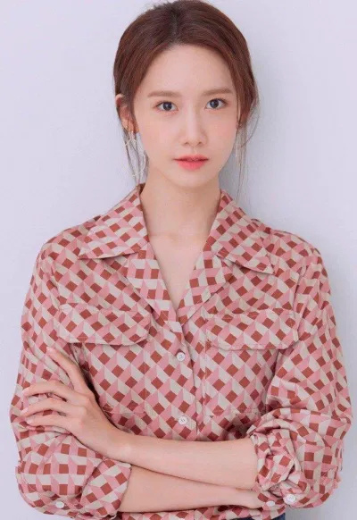 Vẻ đẹp rạng rỡ, ngọt ngào của cô ngàng đã đốn tim hàng triệu người hâm mộ. (Nguồn: Internet) Vẻ đẹp rạng rỡ, ngọt ngào của cô ngàng đã đốn tim hàng triệu người hâm mộ. (Nguồn: Internet)