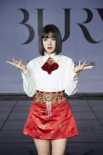 Yuqi là thành viên mang quốc tịch Trung Quốc của (G) I-DLE (Ảnh: Internet)