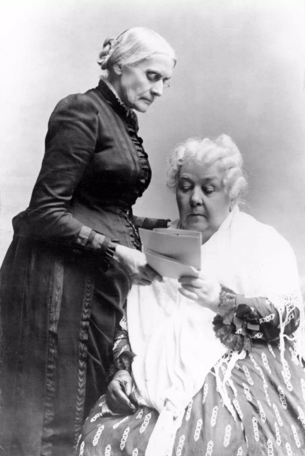 Elizabeth Cady Stanton và Lucretia Mott. (Nguồn: Internet)