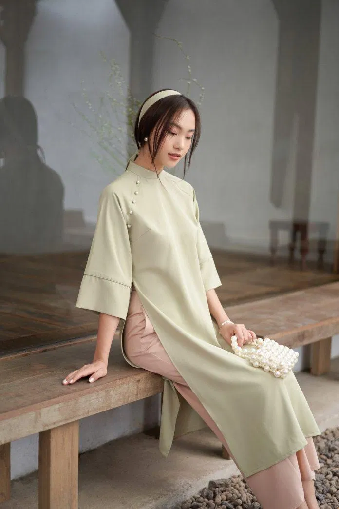 Kiểu áo này sẽ không quá rộng, đủ để khiến bạn trông cân đối (Nguồn: Internet) Kiểu áo này sẽ không quá rộng, đủ để khiến bạn trông cân đối (Nguồn: Internet)