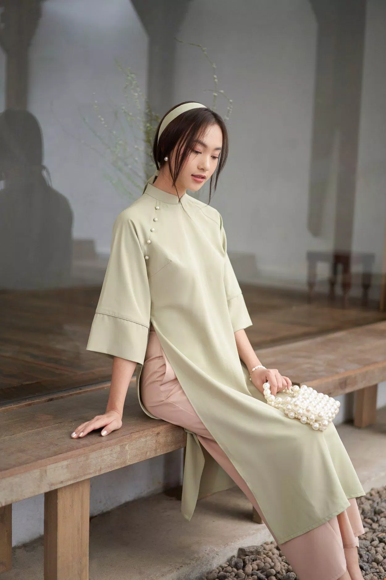 Kiểu áo này sẽ không quá rộng, đủ để khiến bạn trông cân đối (Nguồn: Internet) Kiểu áo này sẽ không quá rộng, đủ để khiến bạn trông cân đối (Nguồn: Internet)