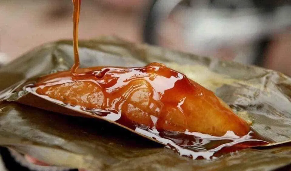 Bánh gio chấm mật mía là niềm tự hào dung dị của làng Giá (Nguồn: Internet).