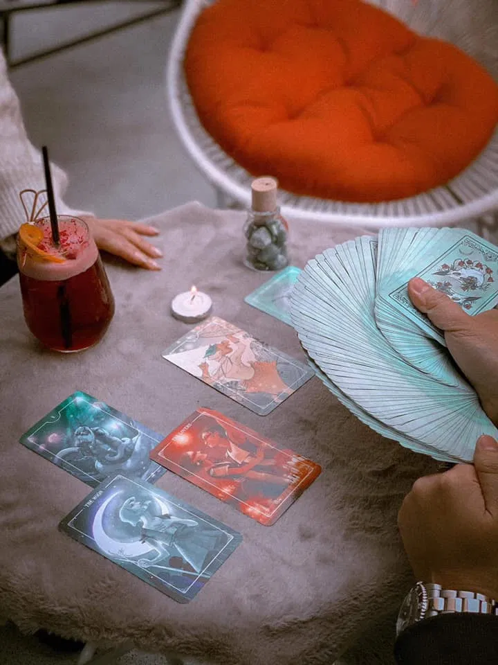 12 địa chỉ bói bài Tarot tại Hà Nội hay, chuẩn đét bạn phải thử một lần bài tarot bói bài tarot bói bài tarot hà nội bói tarot miễn phí tarot xem bài tarot