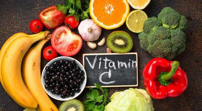 Vitamin C giúp tăng cường miễn dịch và là chất chống oxy hóa tự nhiên (Nguồn: Internet). Vitamin C giúp tăng cường miễn dịch và là chất chống oxy hóa tự nhiên (Nguồn: Internet).