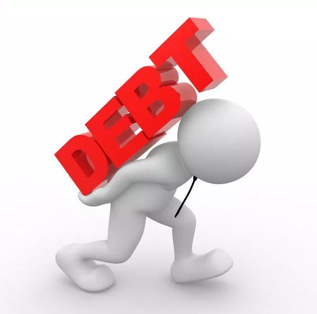 Nhiều người coi vay nợ là chuyện bình thường, rồi sau đó phải còng lưng trả nợ (Ảnh: Internet).