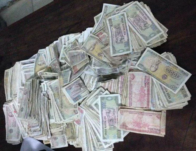 Tiền lẻ tuy nhỏ, nhưng khi đủ nhiều cũng sẽ thành to (Ảnh: Internet). Tiền lẻ tuy nhỏ, nhưng khi đủ nhiều cũng sẽ thành to (Ảnh: Internet).