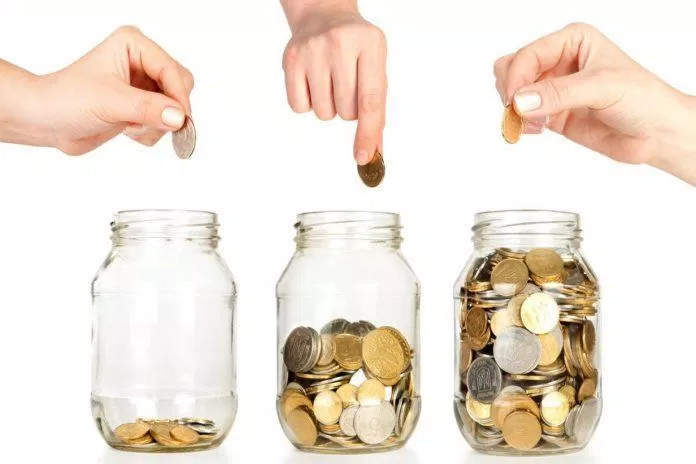 Hãy tiết kiệm tiền ngay từ hôm nay, và 5 năm sau bạn sẽ tự cảm ơn mình vì điều đó! (Ảnh: Internet). Hãy tiết kiệm tiền ngay từ hôm nay, và 5 năm sau bạn sẽ tự cảm ơn mình vì điều đó! (Ảnh: Internet).
