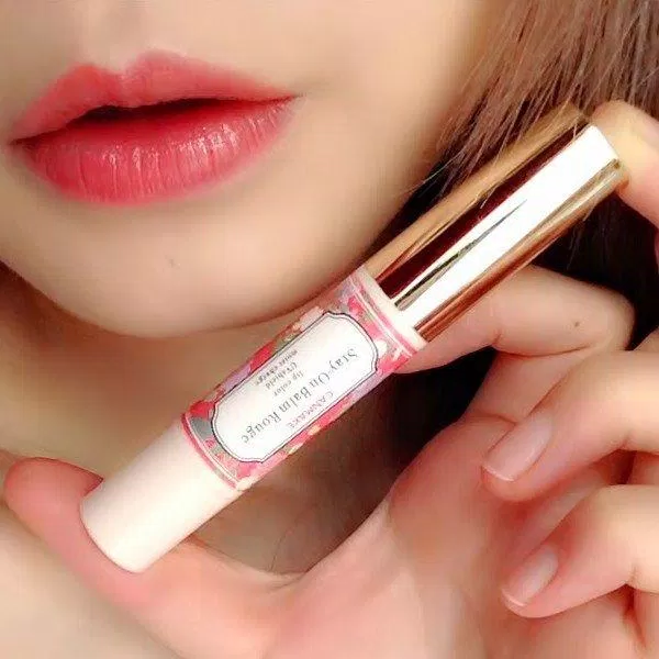 Son dưỡng môi có màu Canmake Stay On Balm Rouge (Ảnh: Internet)