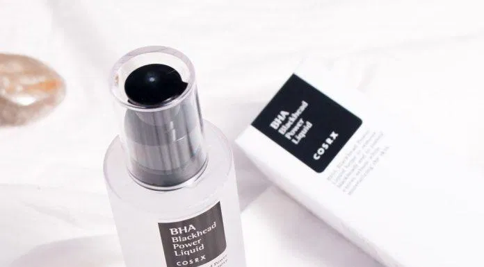 Cosrx BHA Blackhead Power Liquid có khả năng tẩy tế bào chết dịu nhẹ, hạn chế kích ứng (Nguồn: Internet)
