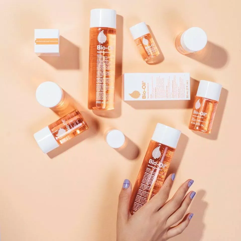 Dầu Bio Oil với công thức cải tiến, thấm nhanh vào da không gây cảm giác nhờn rít, khó chịu ( nguồn: internet)