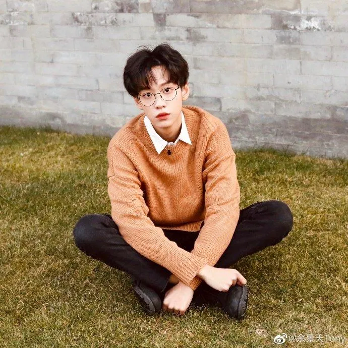 Dư Cảnh Thiên trông như cậu em trai nhà bên (Nguồn internet)