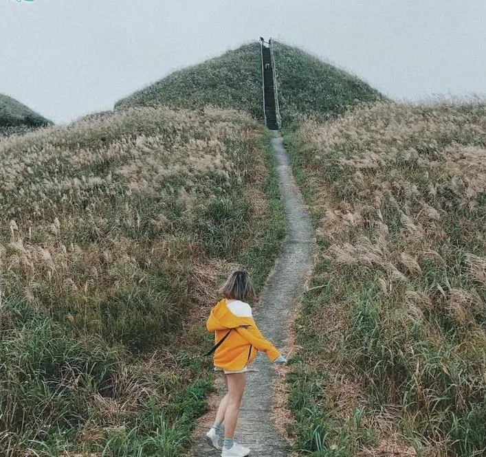 Một cảm giác rất chill trên đường dài hun hút (Ảnh: Internet). Một cảm giác rất chill trên đường dài hun hút (Ảnh: Internet).