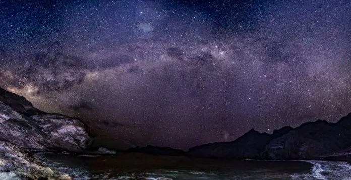 Đảo Saint Helena đã quá nổi tiếng với những người yêu thiên văn rồi (Ảnh: Internet). Đảo Saint Helena đã quá nổi tiếng với những người yêu thiên văn rồi (Ảnh: Internet).