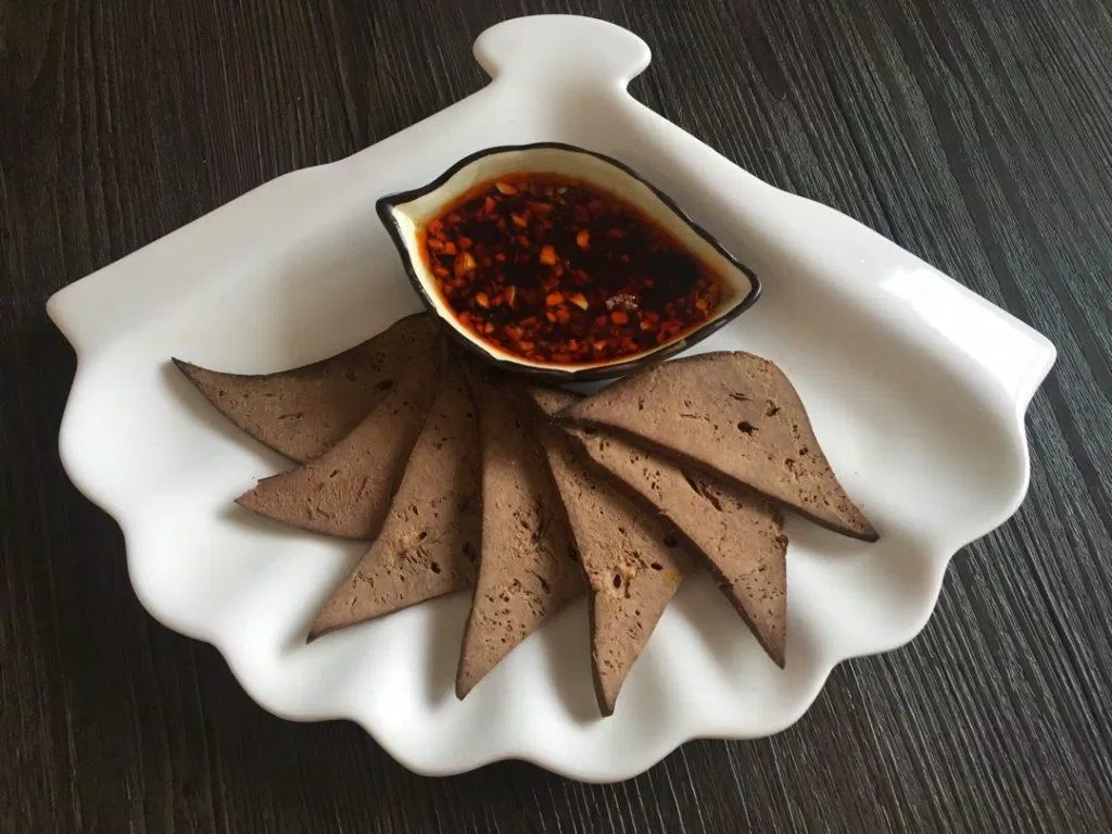 Gan lợn có giá trị dinh dưỡng cao nhưng có thể gây hại nếu ăn không đúng cách. (Ngồn: Internet) Gan lợn có giá trị dinh dưỡng cao nhưng có thể gây hại nếu ăn không đúng cách. (Ngồn: Internet)