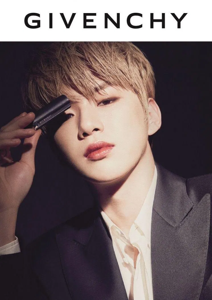 Kang Daniel đã trở thành người mẫu của Givenchy Beauty từ năm 2019 (Ảnh: Internet)