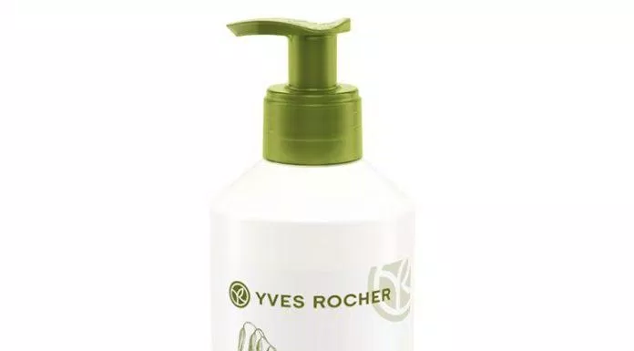 Kem dưỡng ẩm Yves Rocher Nourishing Moisturizer có chiết xuất từ sữa yến mạch được nhiều khách hàng ưa chuộng (Nguồn: Internet)
