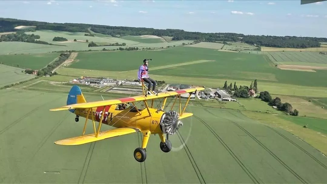 Lee Kwang Soo là người nhận cấp độ khó nhất vừa ngồi vừa lượn vòng trên máy bay. (Ảnh : Internet) Lee Kwang Soo là người nhận cấp độ khó nhất vừa ngồi vừa lượn vòng trên máy bay. (Ảnh : Internet)