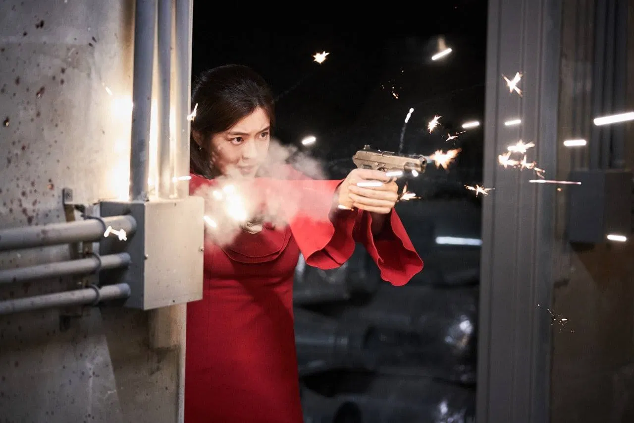 Lee Sun Bin chia sẻ về khó khăn khi mặc váy và đi giày cao gót trong bộ phim mới . (Ảnh : Internet) Lee Sun Bin chia sẻ về khó khăn khi mặc váy và đi giày cao gót trong bộ phim mới . (Ảnh : Internet)