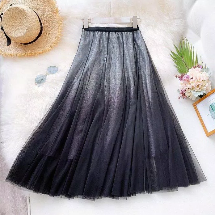 Chân váy ombre độc đáo (Nguồn: Internet) Chân váy ombre độc đáo (Nguồn: Internet)