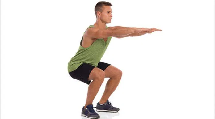 Low squat là một trong những bài tập tĩnh phổ biến nhất (Ảnh: Internet). Low squat là một trong những bài tập tĩnh phổ biến nhất (Ảnh: Internet).