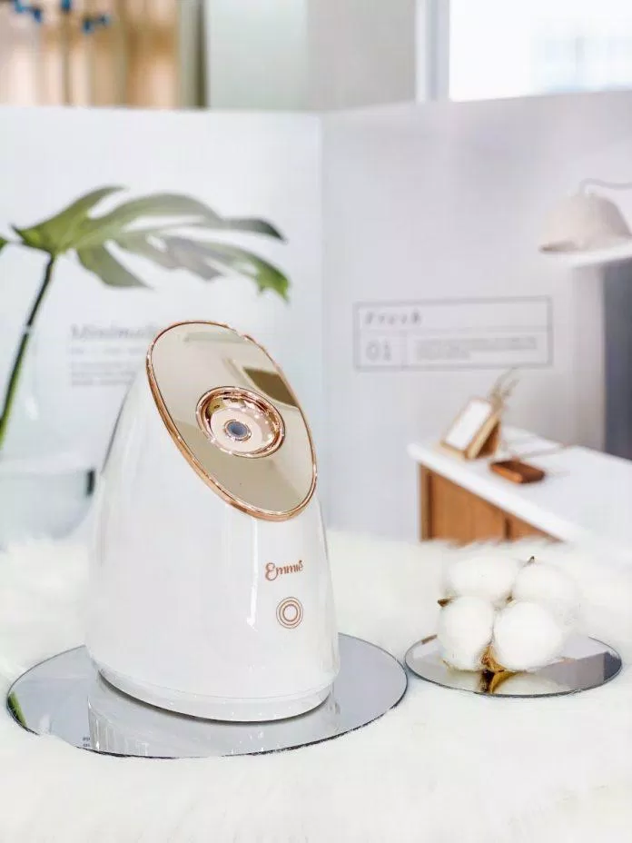 Máy xông mặt cấp ẩm chuyên sâu EMMIÉ Nano Ionic Facial Steamer & Humidifier (Ảnh: Internet).