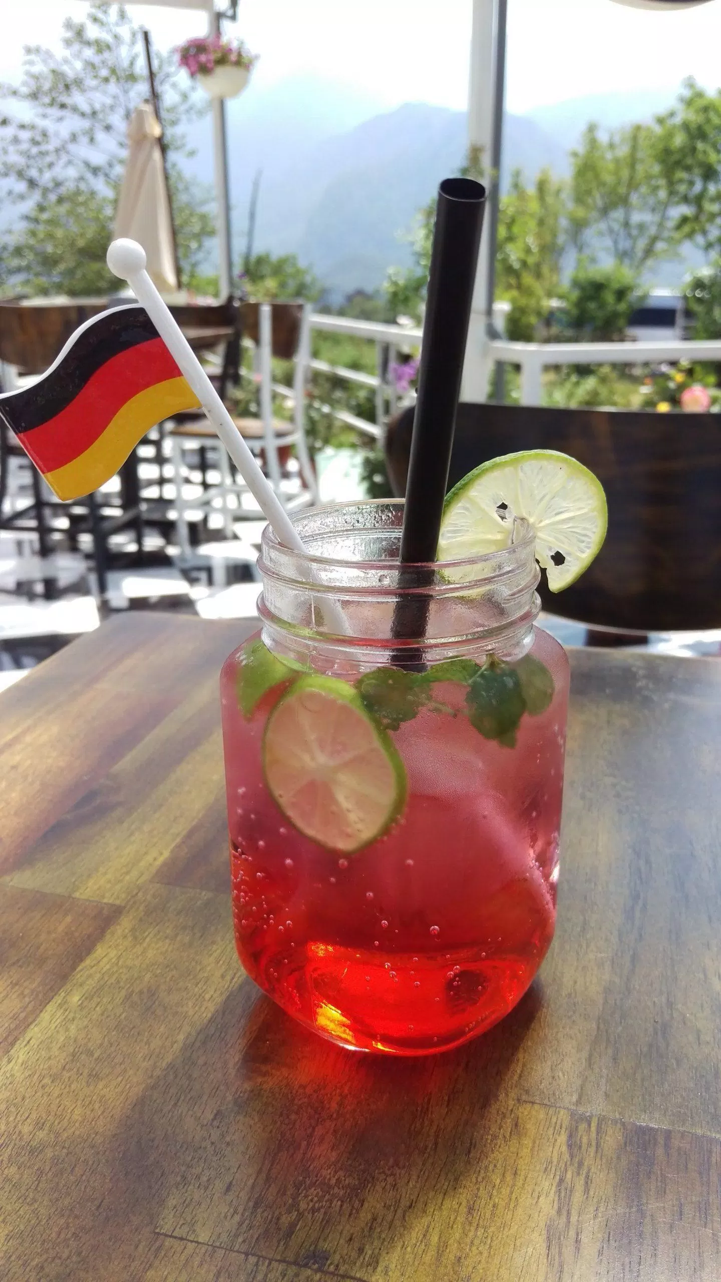 Soda dâu. (Ảnh: BlogAnChoi)