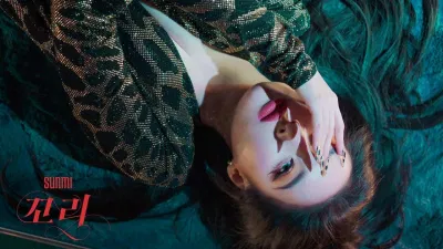 Đối với đợt quảng bá cho ca khúc Tail hiện tại, Sunmi gây chú ý với hình ảnh giống như nàng mèo với bộ nails dài và có họa tiết nổi bật về mặt thị giác. (Nguồn: Internet)