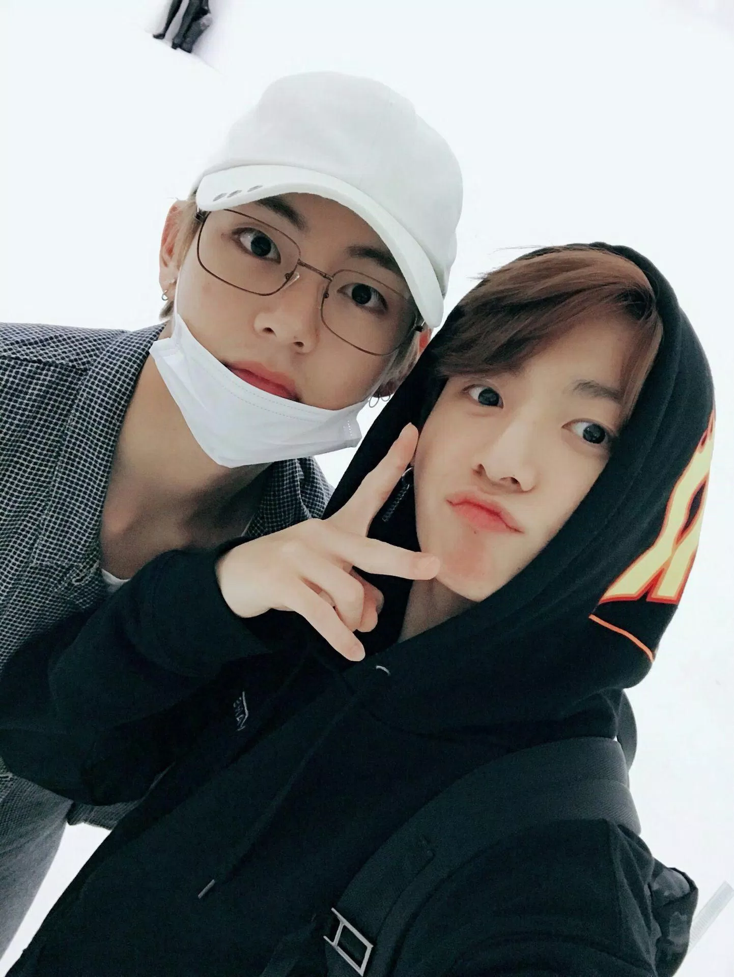 V và Jungkook (Nguồn: Internet)
