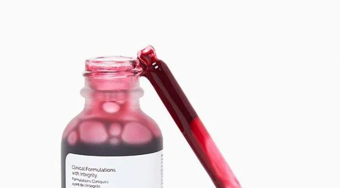 The Ordinary AHA 30% + BHA 2% Peeling có giá cả cực kì bình dân (Nguồn: Internet)