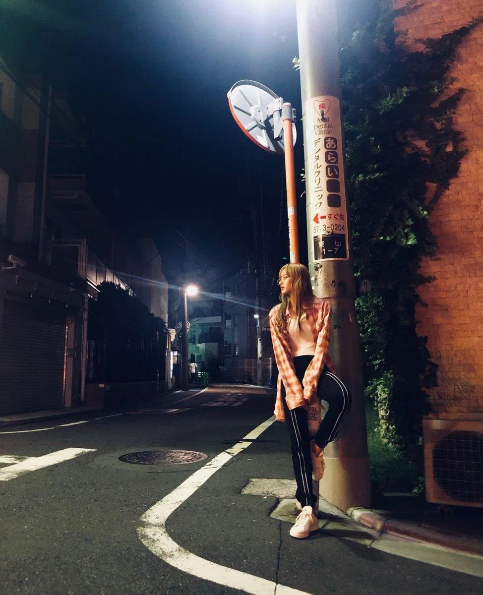 Bức ảnh được chia sẻ trên Instagram cá nhân của BLACKPINK Lisa (Ảnh: Internet)